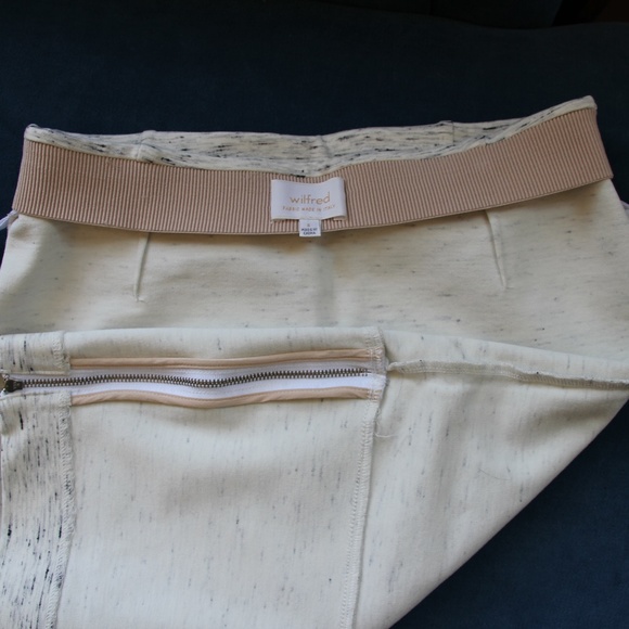 Aritzia Wilfred Pencil Skirt with Side Seam Zippers - Picture 12 of 12